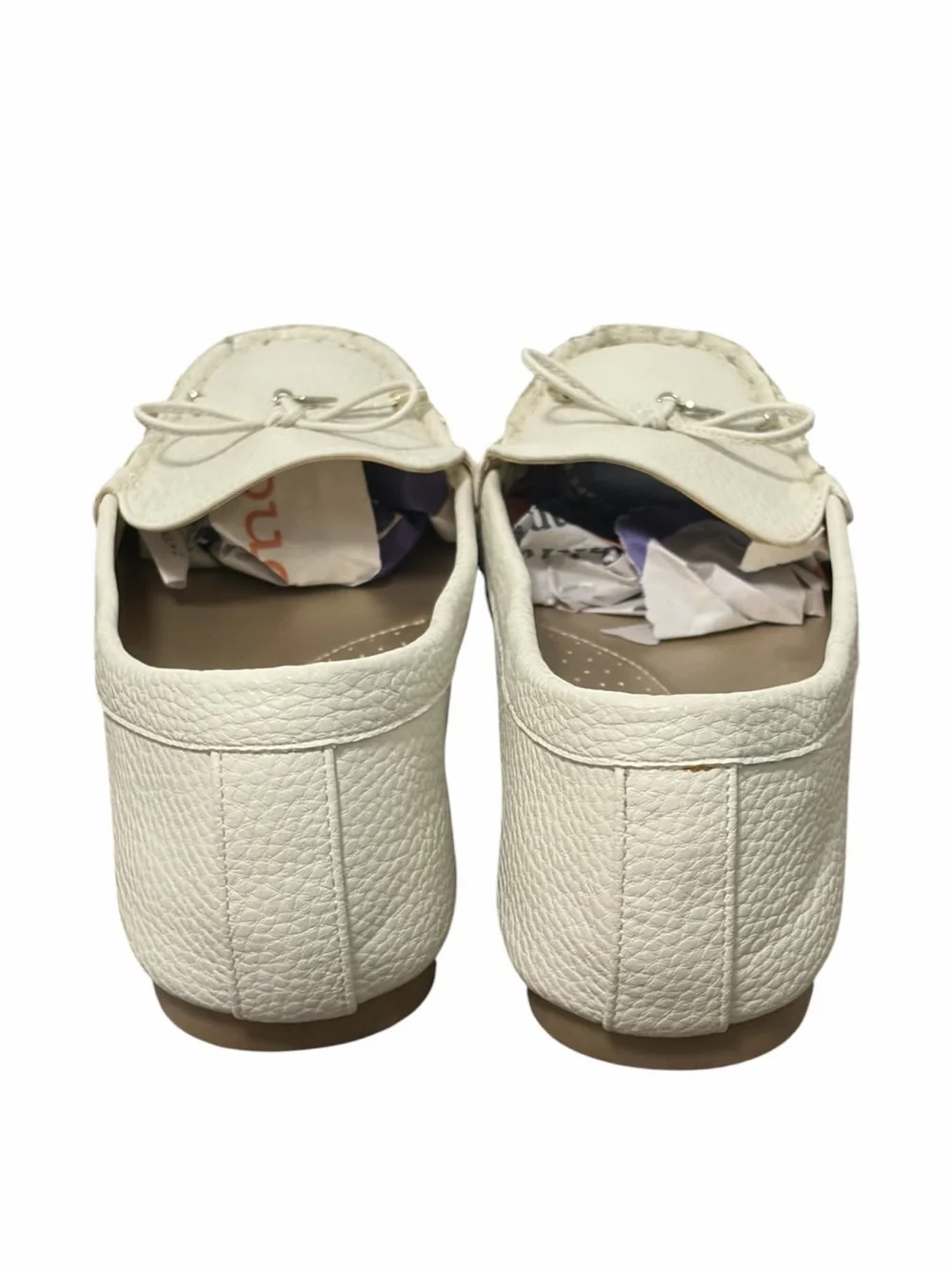 Bandolino Cream Off-White Driving Moccasin Loafers - Brand New - Size 10